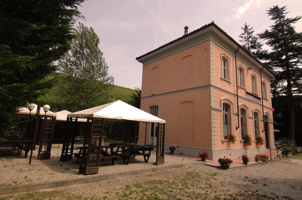 Locanda Del Barbaresco Alba  Exterior foto